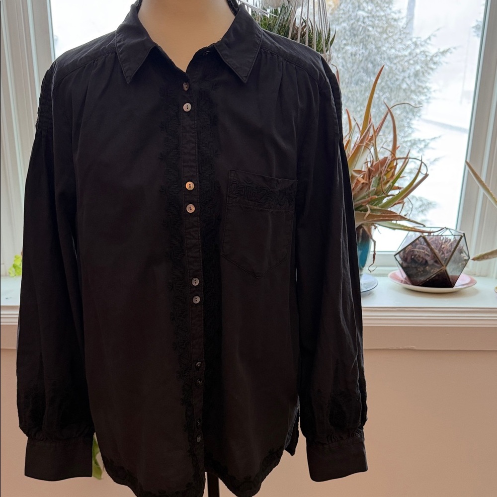 Sundance Charcoal Embroidered Shirt